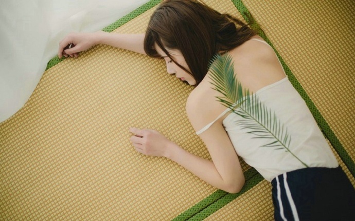 清纯美女如诗如画般清新写真 6