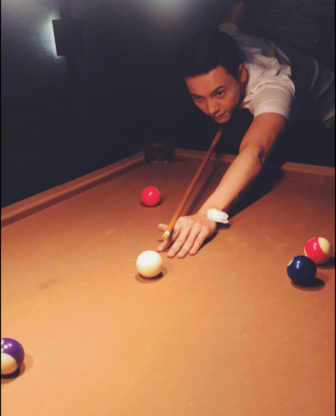 香港男明星帅哥陈伟霆的女皇们在吗 22