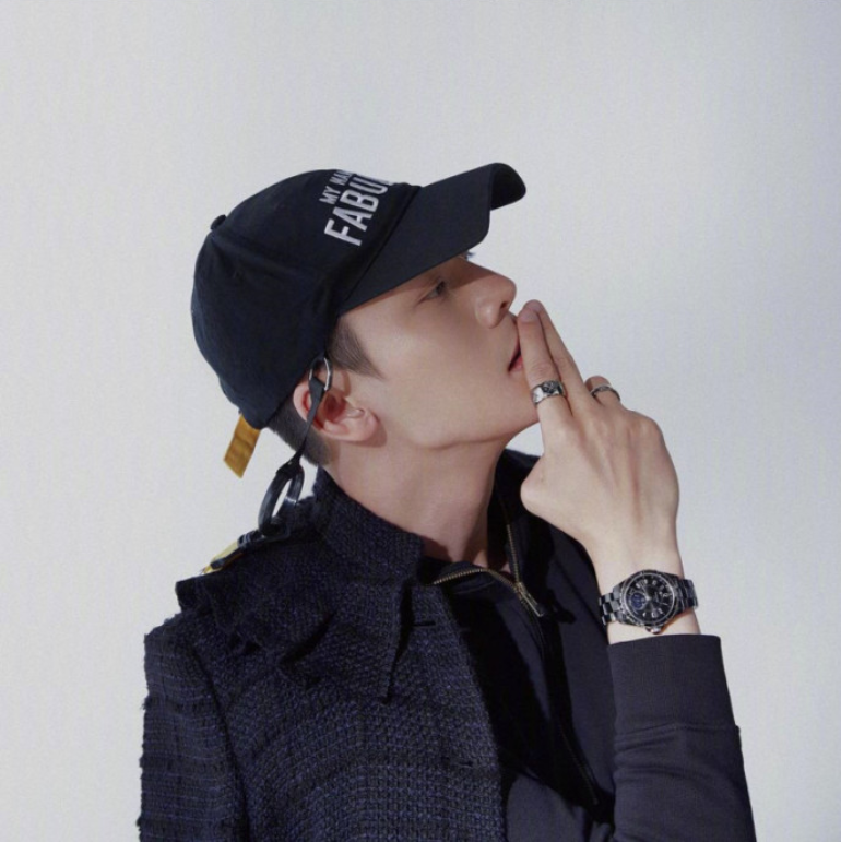 香港男明星帅哥陈伟霆的女皇们在吗 26