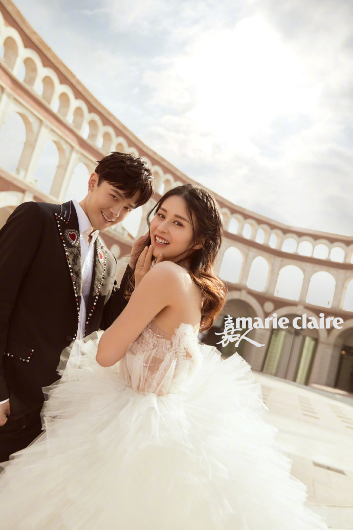 明星夫妻付辛博颖儿为杂志拍摄的婚纱照曝光