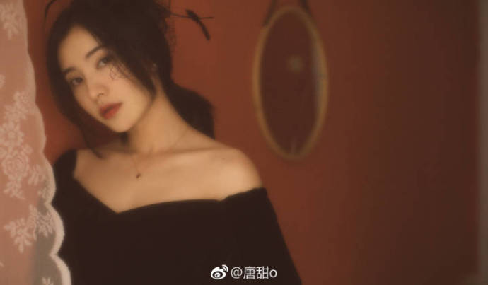 清纯美女模特唐甜老照片复古写真 3