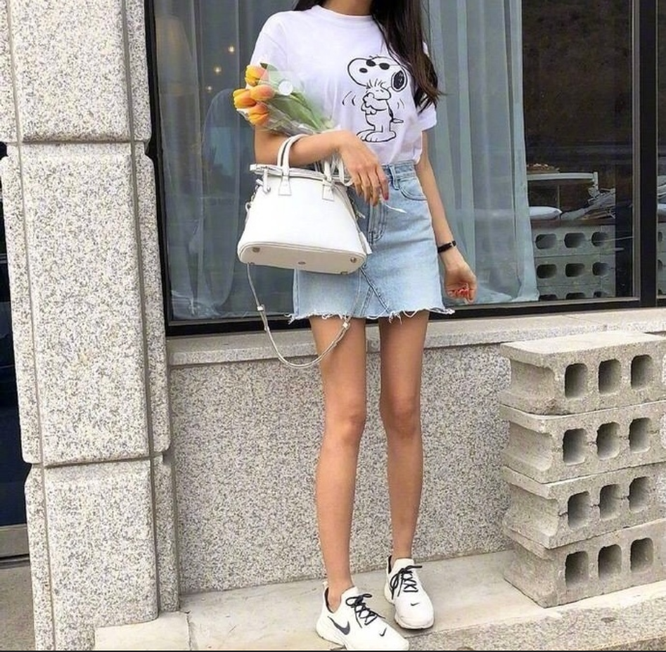 简约大方的出街穿搭舒适最重要 9