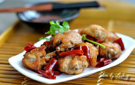 家常爽口必备菜香辣鸡翅的做法