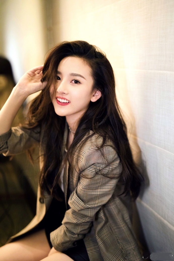 天津美女明星宋祖儿chic复古格子西装式摩登范时 6