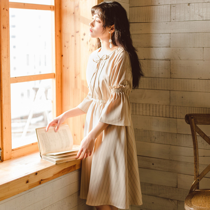 清纯美女复古文艺条纹连衣裙清纯写真 2