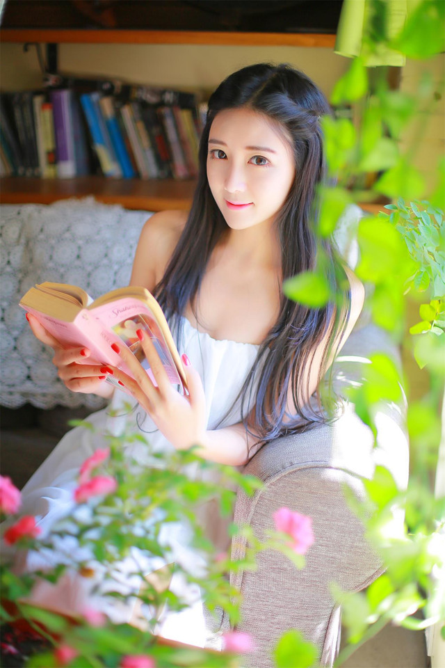 清纯美女李喆养眼美图 8