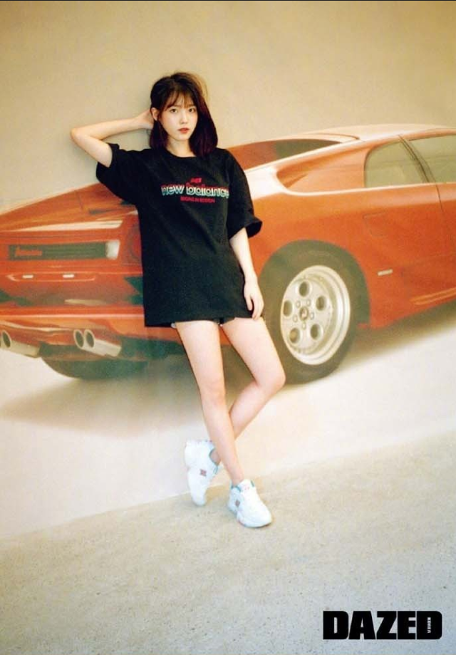韩国肤白貌美的小仙女李智恩IU十周年DAZED画报图 12