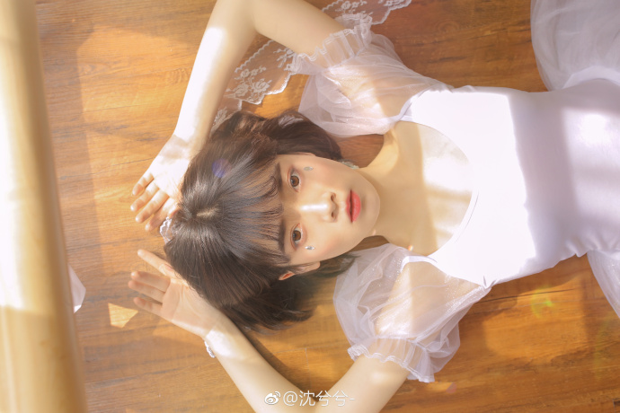 清纯美女林鹿Lunnie小可爱唯美写真 5