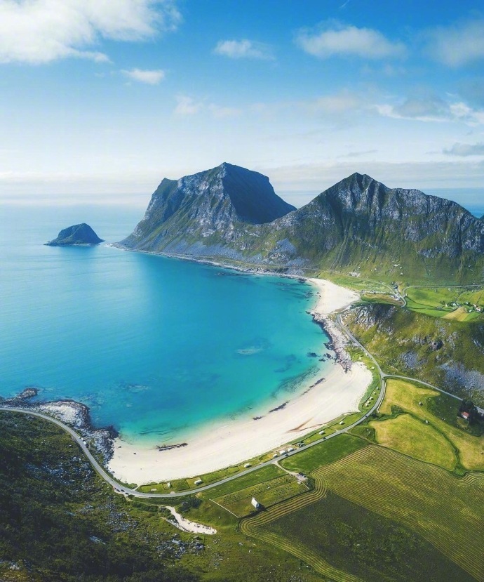 穿过挪威的森林去看世界尽头的绝美峡湾风景图