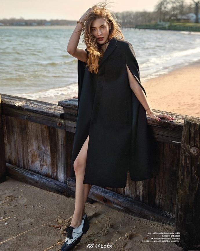 欧美当红超模Grace Elizabeth登上韩国版VOGUE 2018年六 3