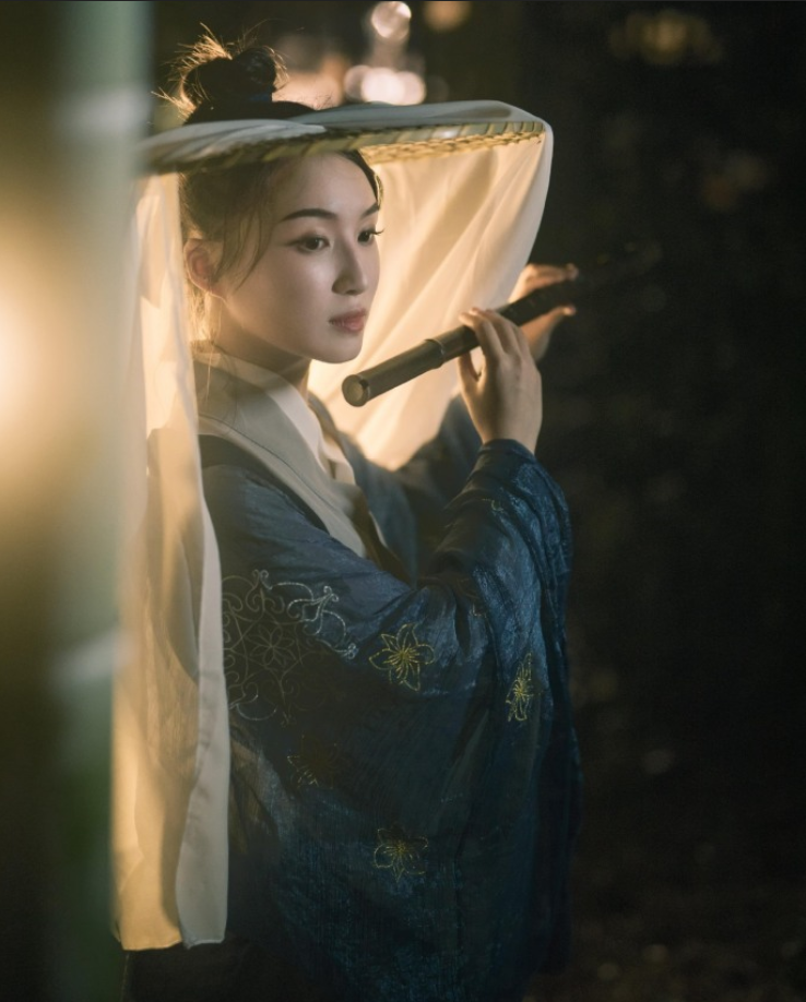 清纯美女古装女侠范写真_第一次与你相遇,便是这 6