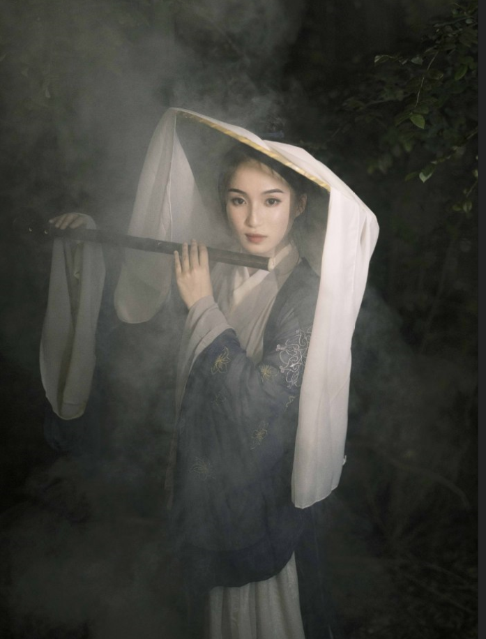清纯美女古装女侠范写真_第一次与你相遇,便是这 20
