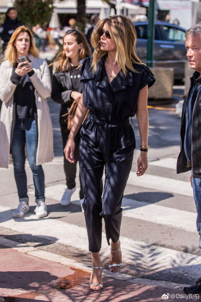 欧美美女超模Doutzen Kroes戛纳出街高清美照 6