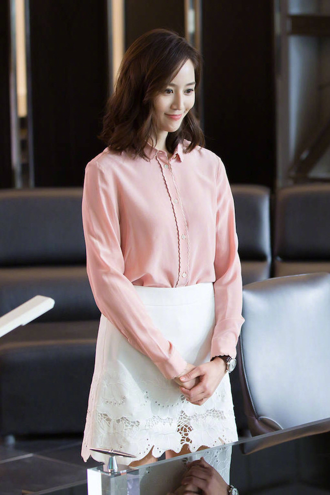 台湾美女明星张钧甯轻正装职场穿搭 8