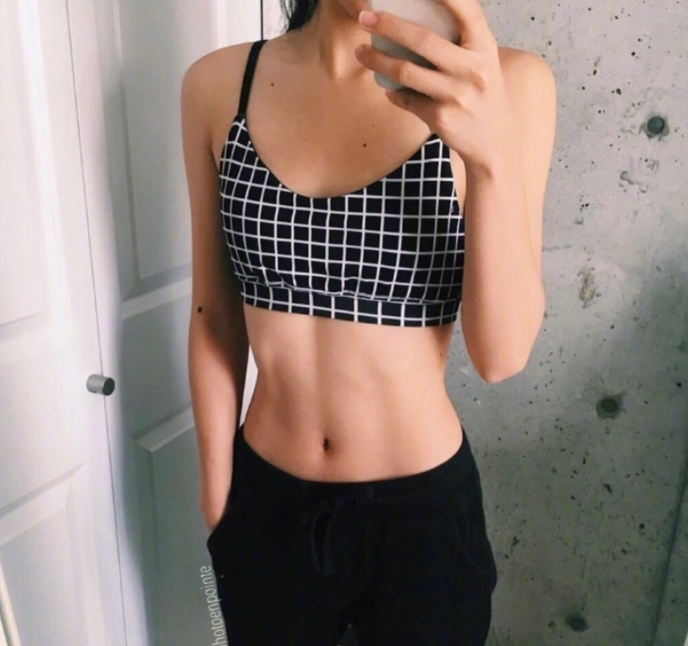 马甲线美女性感自拍照 10