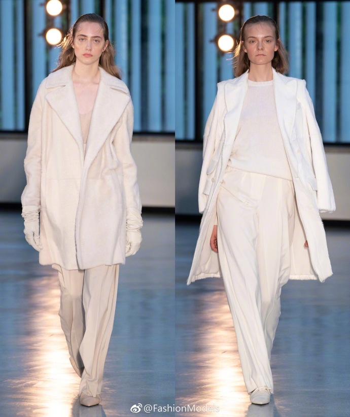 欧美时尚品牌Max Mara 19早春系列的绑带芭蕾鞋图片 5