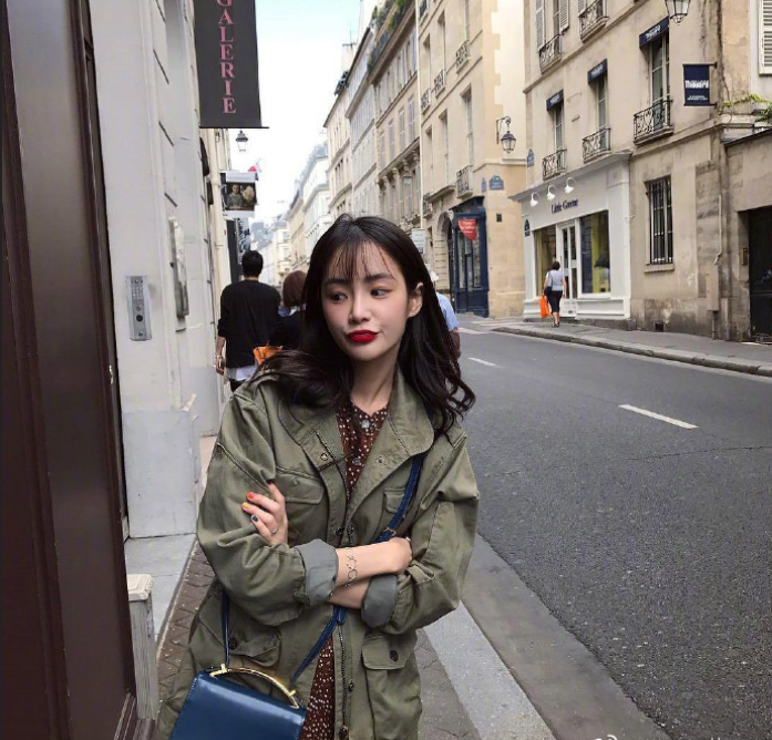 清纯美女旅游拍照姿势get 23
