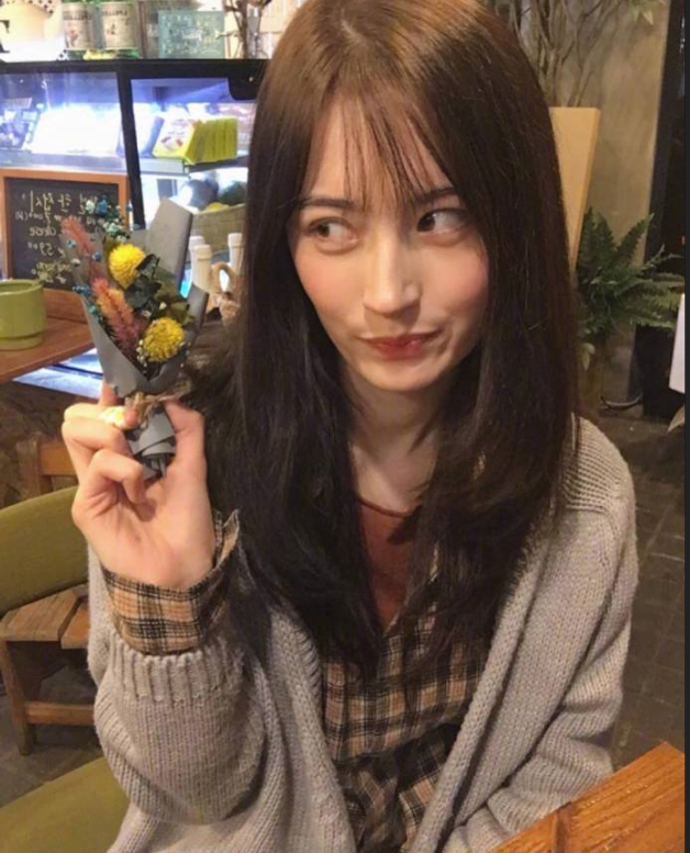 韩国俄罗斯混血美女Svetlana Yudina可爱图片 29