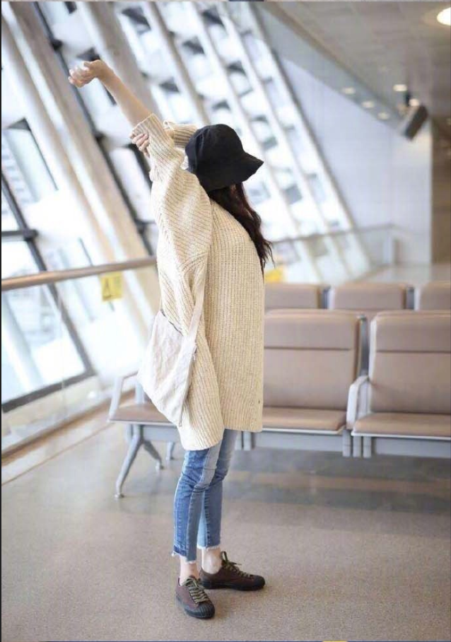 大眼美女明星倪妮机场街拍合集真是个大方舒适 6