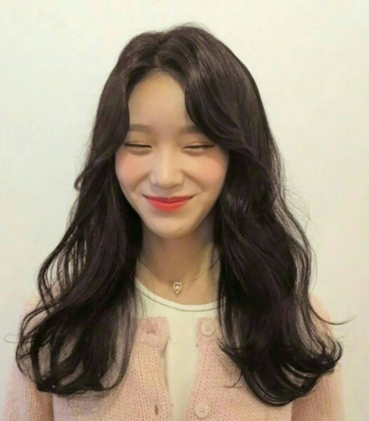 黑色长卷发美女发型图片合集 18