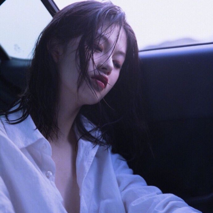 长度刚刚好的锁骨发头发蓬松自然感 2