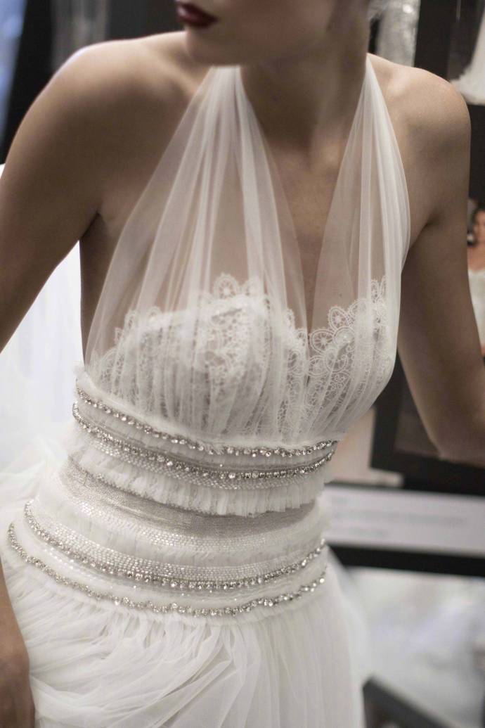 美国的印度裔设计师Naeem Khan的婚纱作品 5