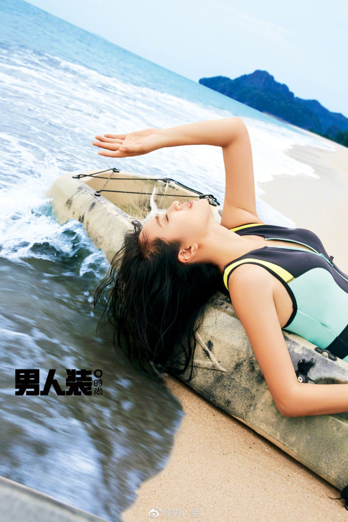 美女主持人朱丹登上《男人装》封面大片曝光长 6