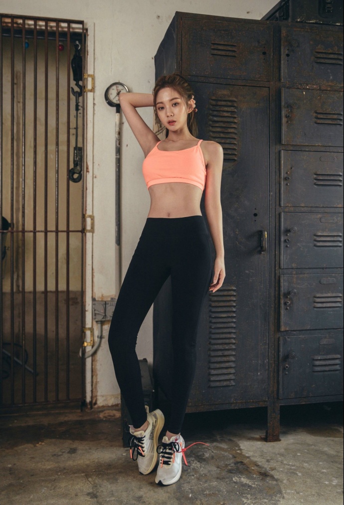 养眼美女运动图片_生命不息,运动不止 8