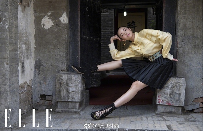 国际超模雎晓雯再登《ELLE 》封面曝光一组时尚大 5