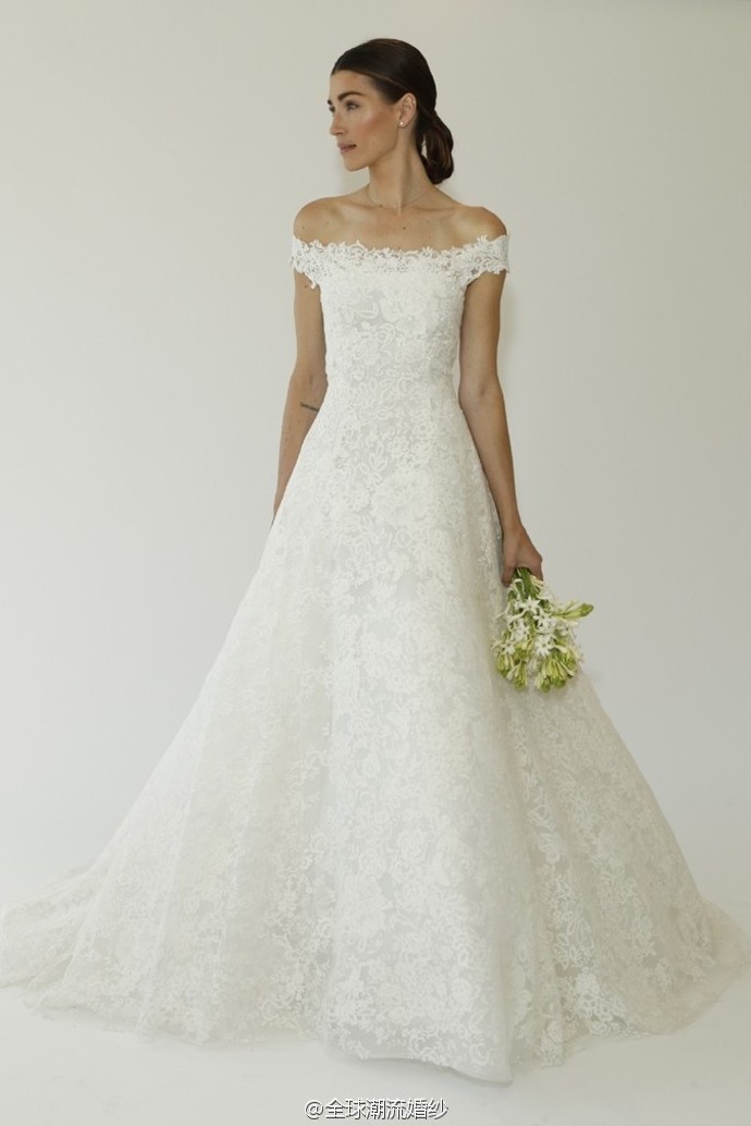Oscar de la Renta Bridal Fall都说女人穿上婚纱的那一刻 7