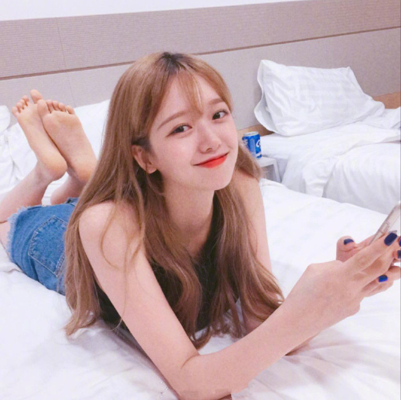 笑颜超甜的元气美少女图片 8