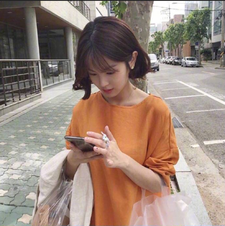 简约舒适穿搭不挑身材范本 9