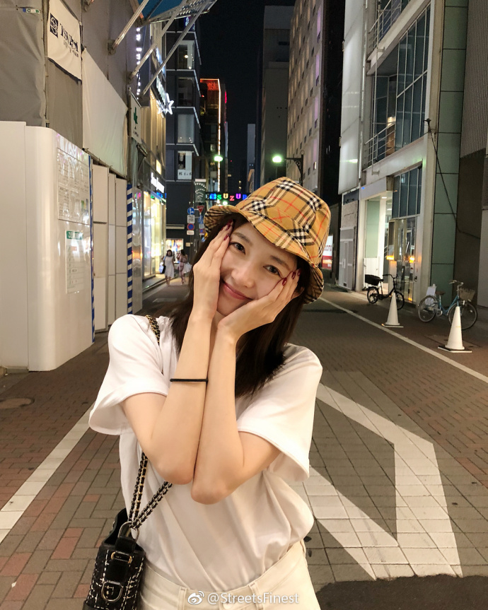 大长腿美女明星江疏影东京游玩照出游穿搭示范 6