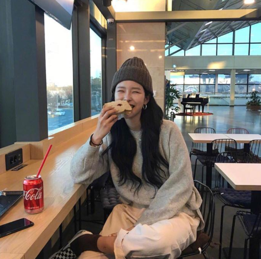 清纯美女的拍照pose_照相pose不要再是剪刀手了 13