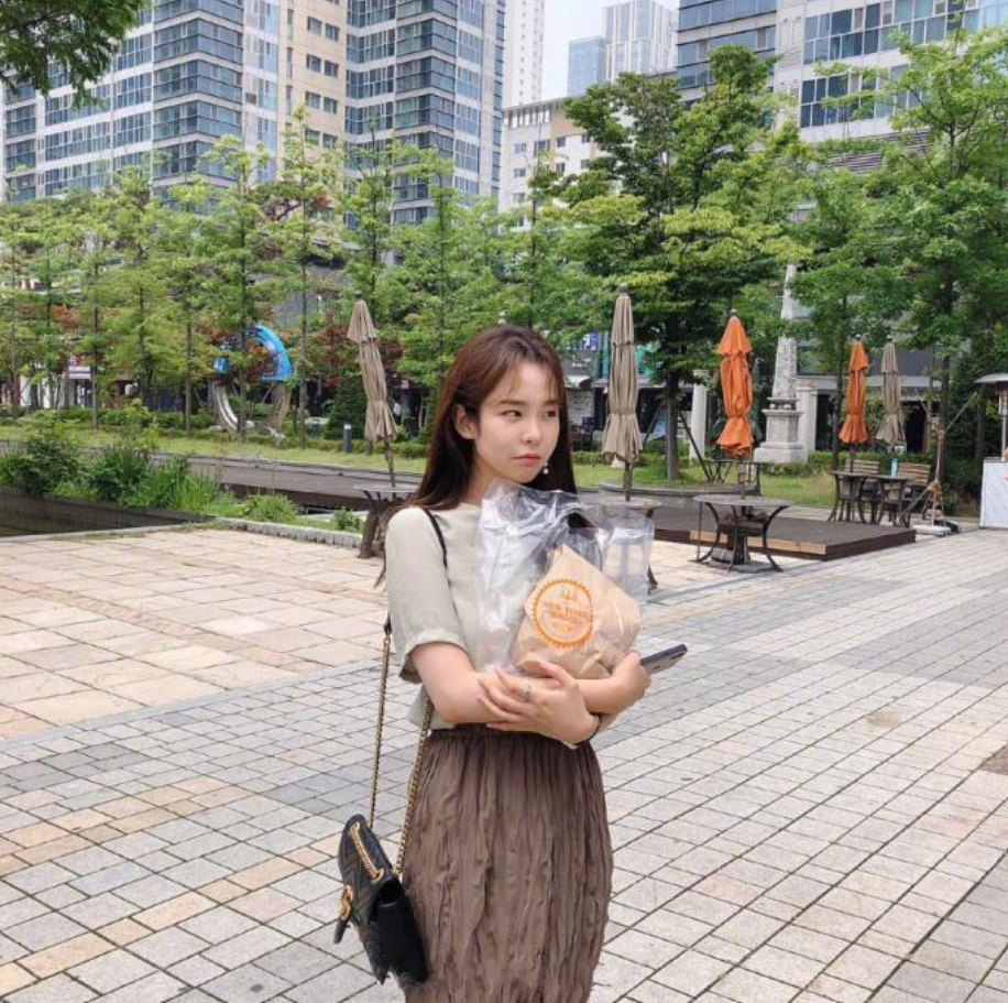 清纯美女的拍照pose_照相pose不要再是剪刀手了 18