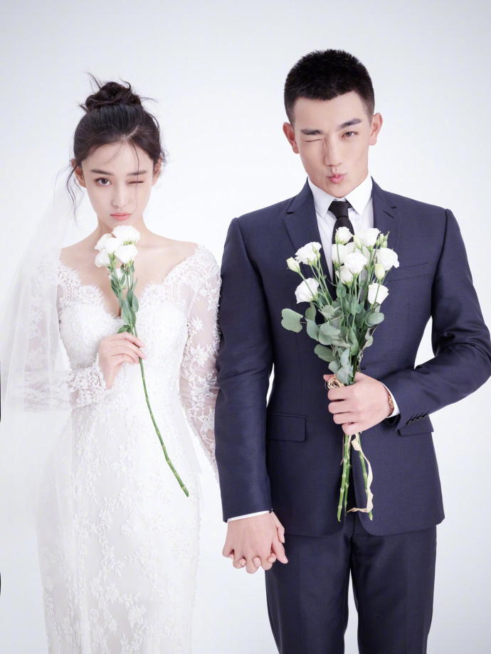 大眼美女明星张馨予何捷婚纱图片