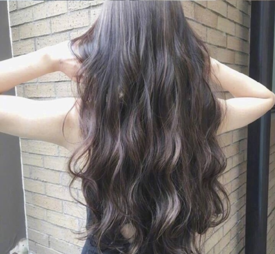 18款中长卷发发型图片_最流行女人味发型 8