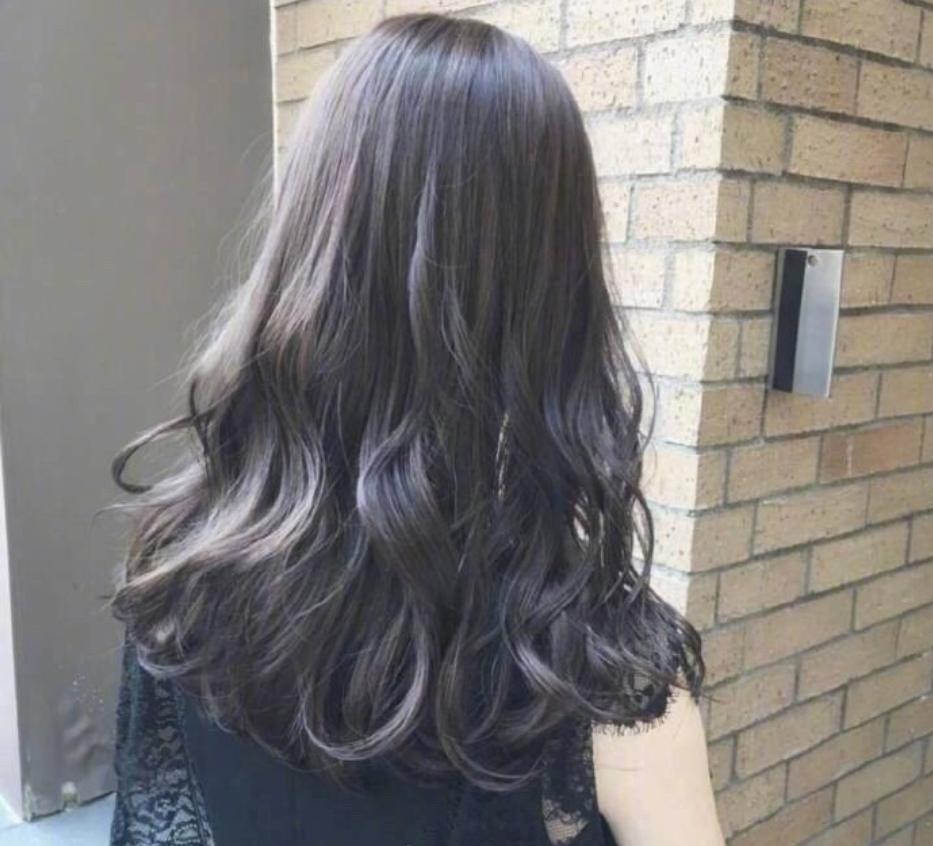 18款中长卷发发型图片_最流行女人味发型 12
