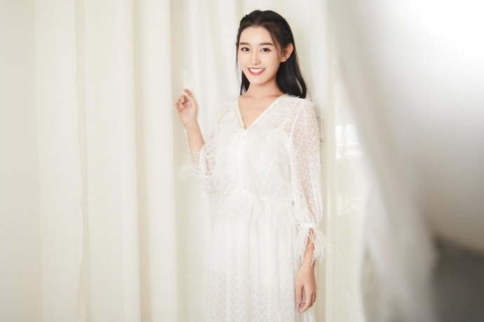 蒋依依图片_00后美女明星国民少女蒋依依仙女写 8