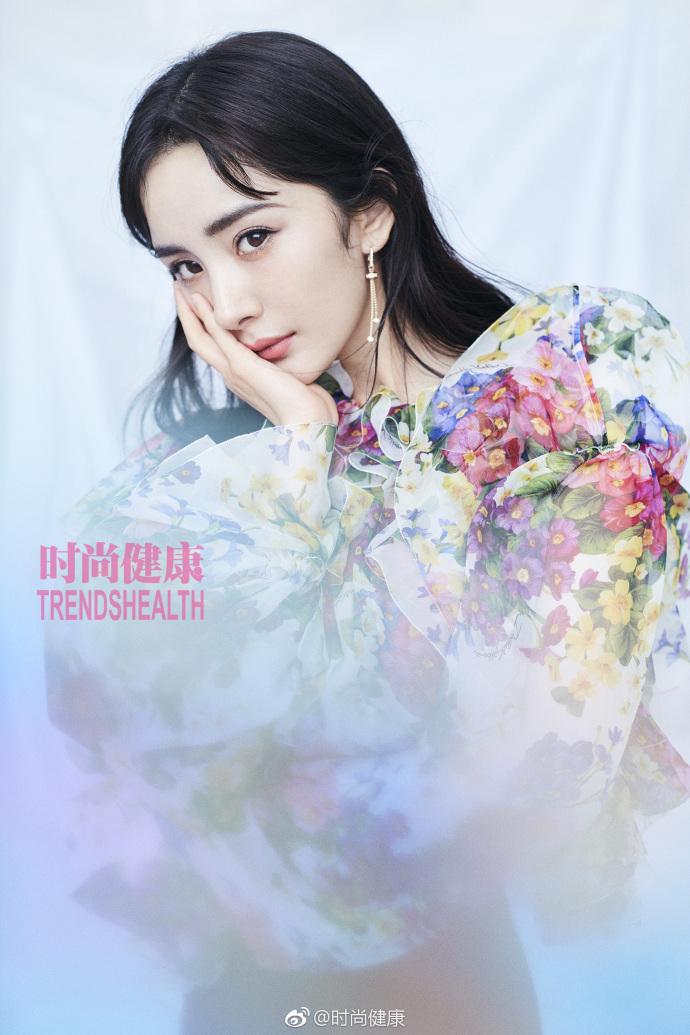 杨幂的图片_大眼美女明星杨幂时尚健康9月刊时尚 5