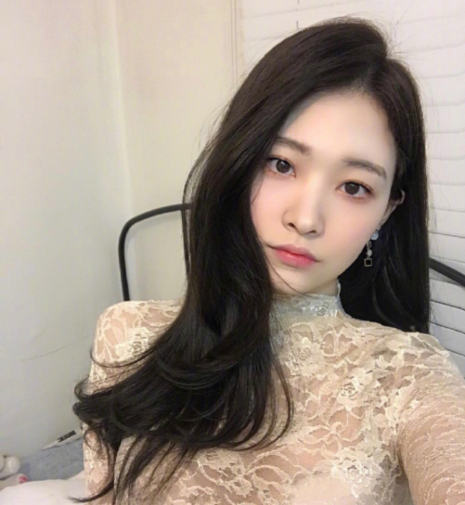 韩国小美女照片长卷发真好看 5