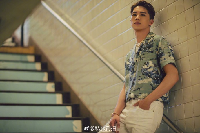 上海男孩许魏洲zz私服街拍 5