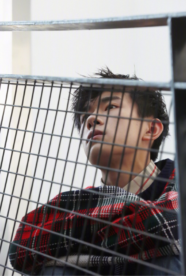 中国男团tfboys成员易烊千玺照片 20