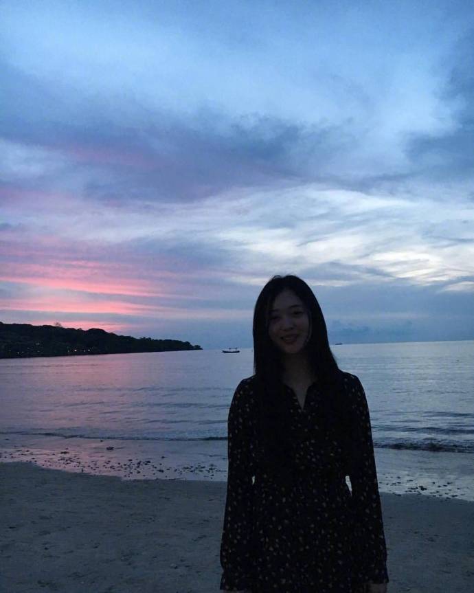 崔雪莉图片_韩国美女明星崔雪莉美照 3