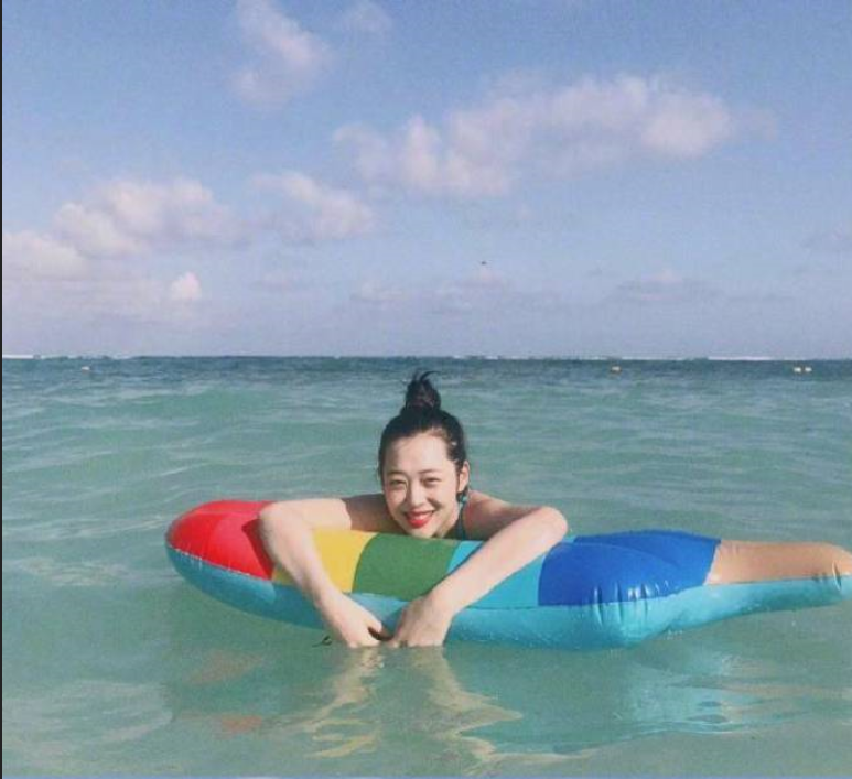 崔雪莉图片_韩国美女明星崔雪莉美照 7