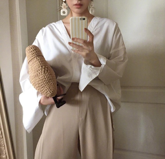 初秋浪漫慵懒的法式搭配出街look