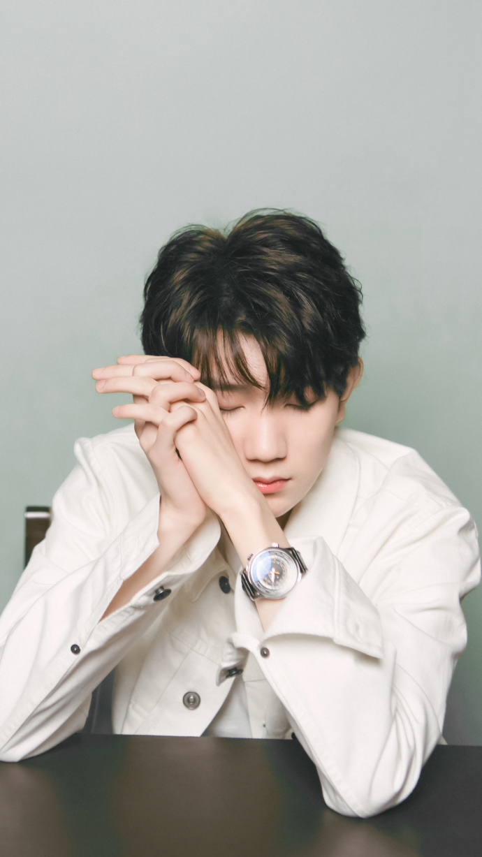 tfboys王源图片_小鲜肉王源清爽干净写真 4