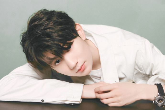tfboys王源图片_小鲜肉王源清爽干净写真 6