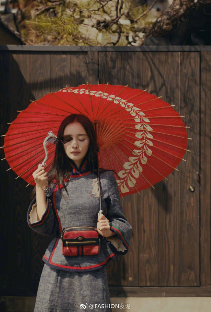 杨幂写真照片_大眼美女杨幂生日又一次远在纽约 5