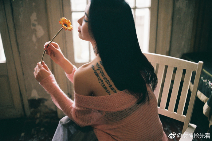 性感mm图片_网络美女Calm一月性感图片 4